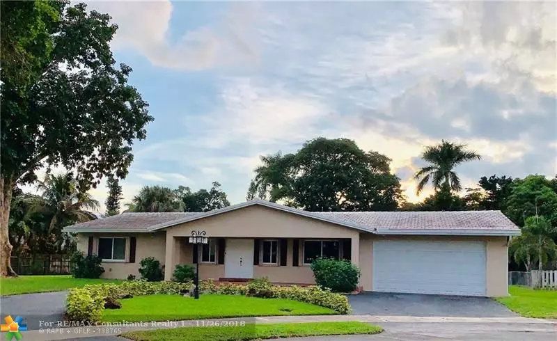 6230 SW 7th Ct, Plantation, FL 33317