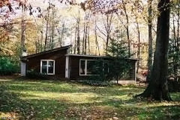 107 ARAPAHO TRL, Sparta Twp., NJ 07871