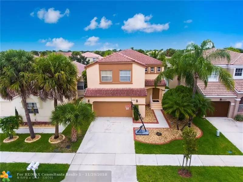 1241 NW 159 LN, Pembroke Pines, FL 33028