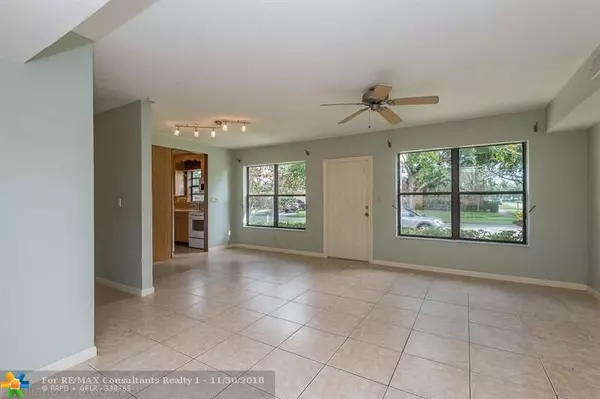 Plantation, FL 33317,995 SW 51 Avenue