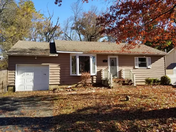 25 4th Pl, Piscataway Twp., NJ 08854