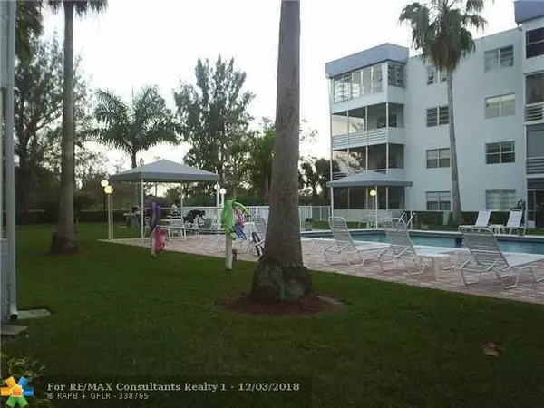 Sunrise, FL 33322,3000 E Sunrise Lakes Dr  #304