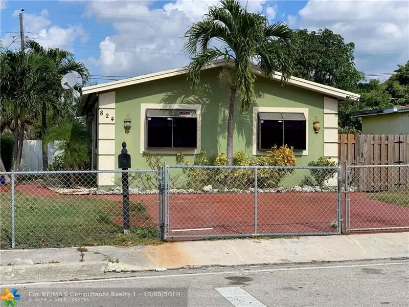 824 W 1st St, Riviera Beach, FL 33404