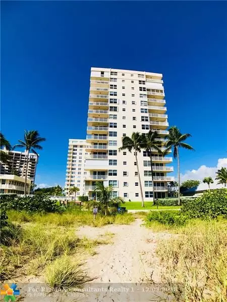 Lauderdale By The Sea, FL 33308,5200 N Ocean Blvd  #312B