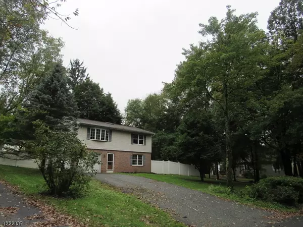 West Milford Twp., NJ 07480,82 BELLEAU GTWY