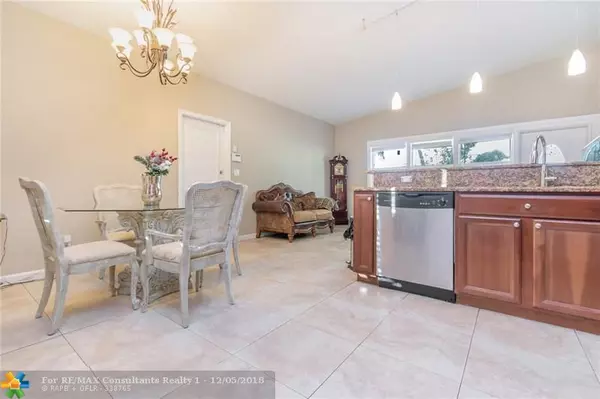 Boynton Beach, FL 33426,634 SW 1st Ct