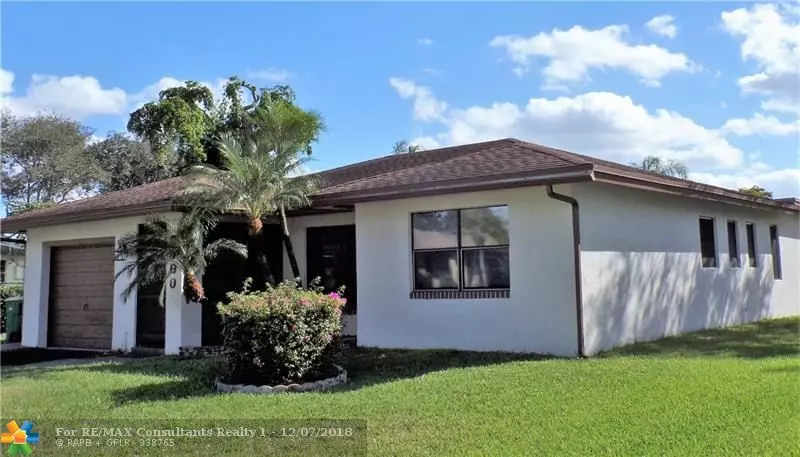 9400 NW 82nd St, Tamarac, FL 33321