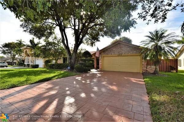 10618 NW 7th Pl, Coral Springs, FL 33071