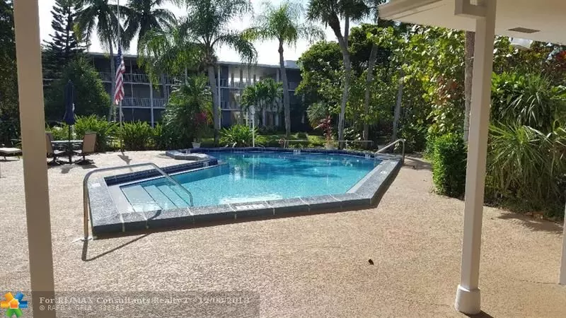 Deerfield Beach, FL 33441,777 SE 2nd Ave  #315