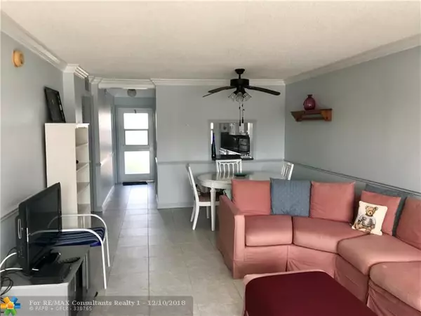 Pompano Beach, FL 33062,3211 NE 8th St  #306E