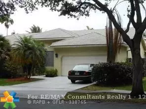 10533 Zurich St, Cooper City, FL 33026