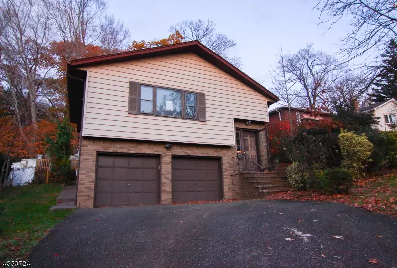 440 W LOOKOUT AVE, Hackensack City, NJ 07601