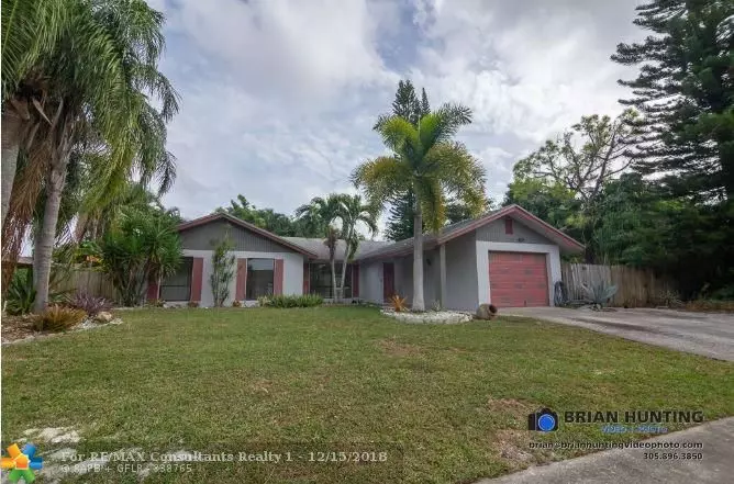 9476 Holt St, Boynton Beach, FL 33436