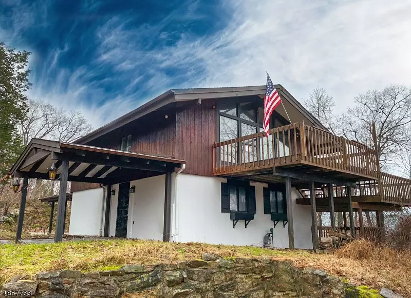 2 GNOMES KNOLL, Vernon Twp., NJ 07462