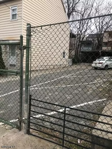 471 Graham Avenue, Paterson City, NJ 07501