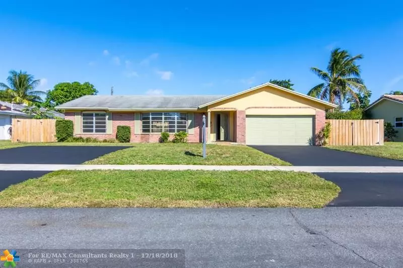 5241 SW 9th St, Plantation, FL 33317