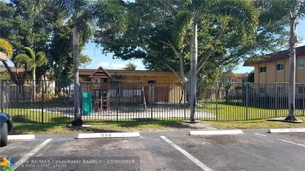 Lauderdale Lakes, FL 33311,2412 NW 39th Way  #102