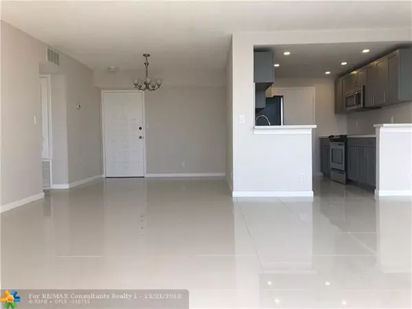 Hallandale, FL 33009,430 Golden Isles Dr  #506