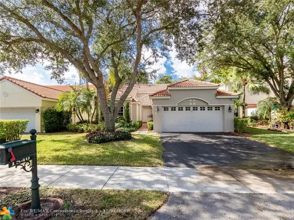 1540 Seabay Rd, Weston, FL 33326