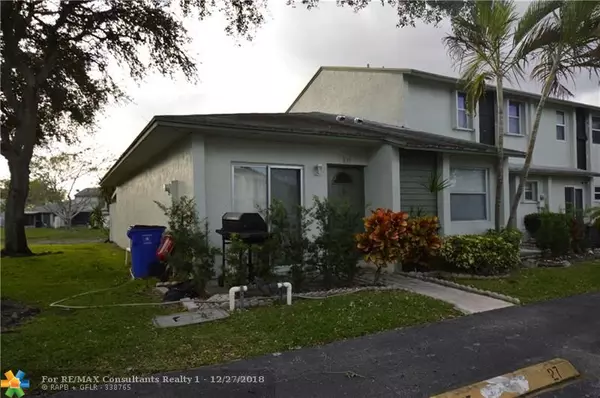 839 Crystal Lake Dr  #839, Pompano Beach, FL 33064