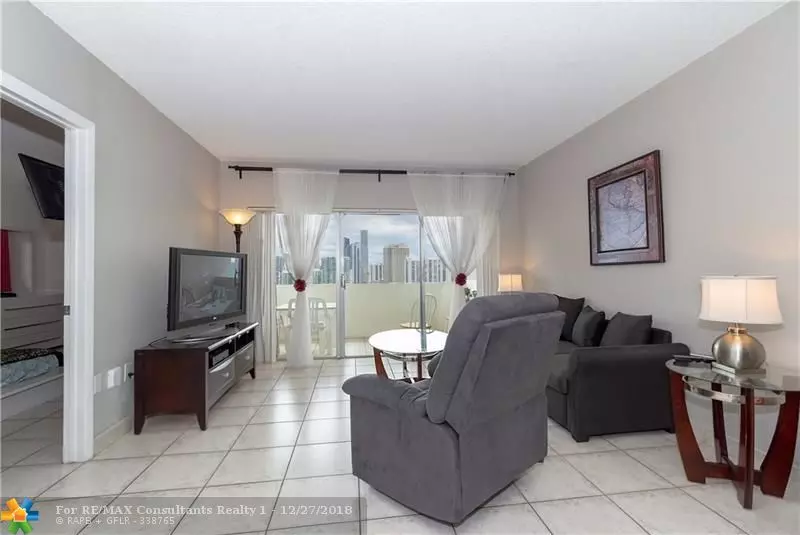 300 Bayview Dr  #PH01, Sunny Isles Beach, FL 33160