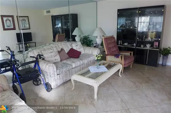 1001 Cambridge A  #1001, Deerfield Beach, FL 33442