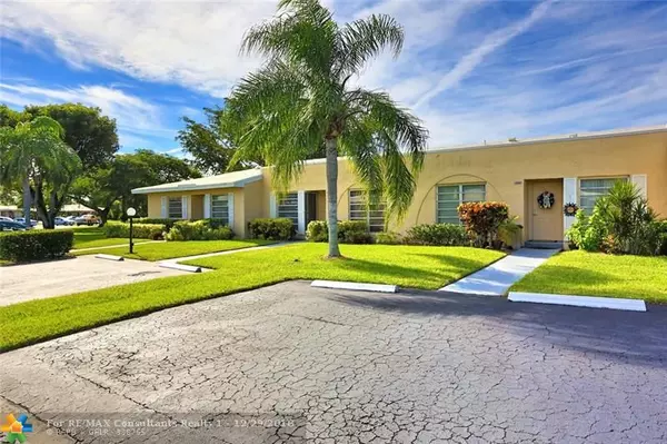 Boca Raton, FL 33433,8580 BELLA VISTA DRIVE  #90