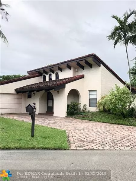 Tamarac, FL 33321,8141 Pine Cir  #54