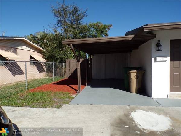 Davie, FL 33314,6211 SW 39th St