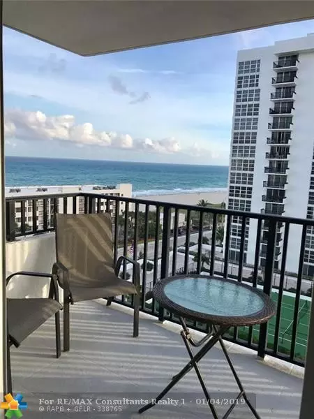 Pompano Beach, FL 33062,531 N Ocean Blvd  #1106