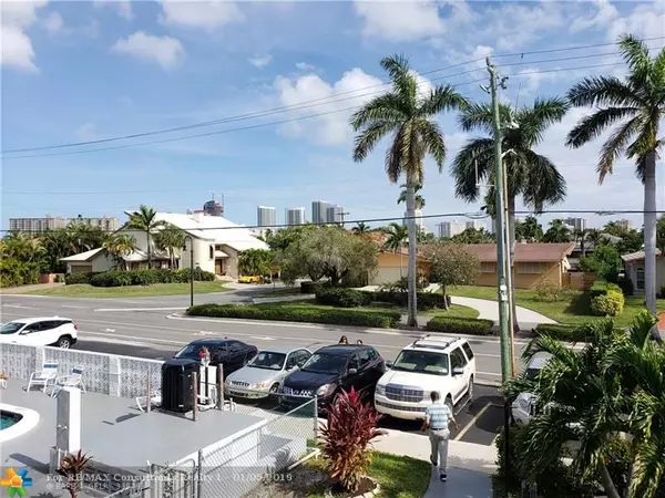 Hallandale, FL 33009,630 Layne Blvd  #214