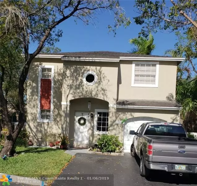 11715 NW 12th St, Pembroke Pines, FL 33026