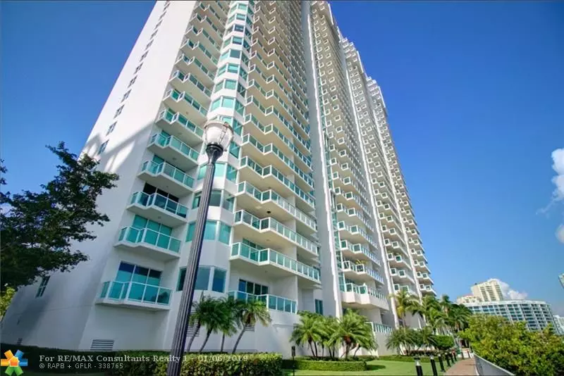 Aventura, FL 33160,3201 NE 183rd St  #2006