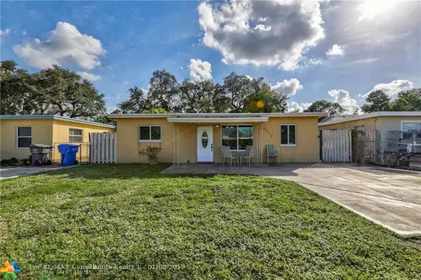 6320 MCKINLEY ST, Hollywood, FL 33024