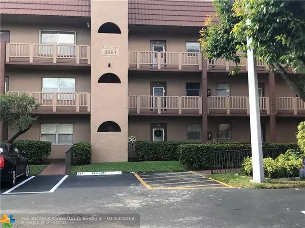 Sunrise, FL 33322,9661 Sunrise Lakes Blvd  #106