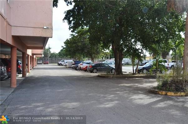 1900 W 68th St  #i201,  Hialeah,  FL 33014