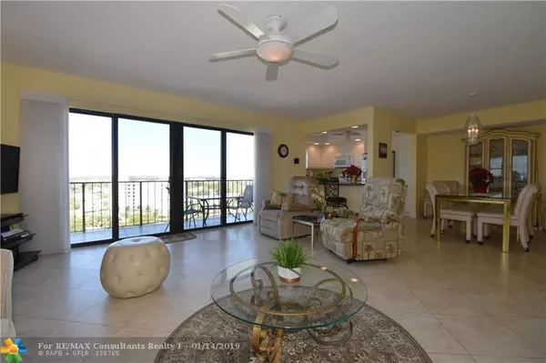 Pompano Beach, FL 33062,1200 Hibiscus Ave  #1201