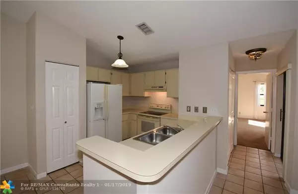 Oakland Park, FL 33309,3094 S Oakland Forest Dr  #1702