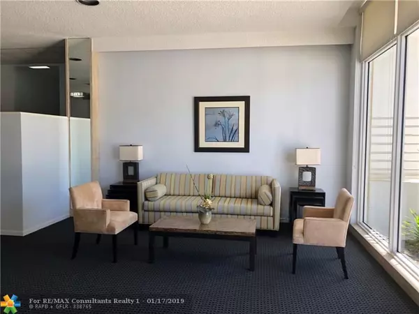 Fort Lauderdale, FL 33304,888 Intracoastal Dr  #7F