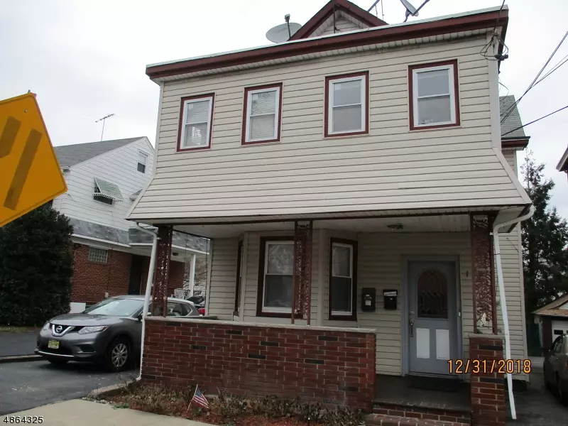 126 RANDOLPH AVE, Clifton City, NJ 07011
