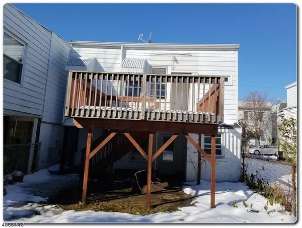 30 NAPLES AVE, Belleville Twp., NJ 07109