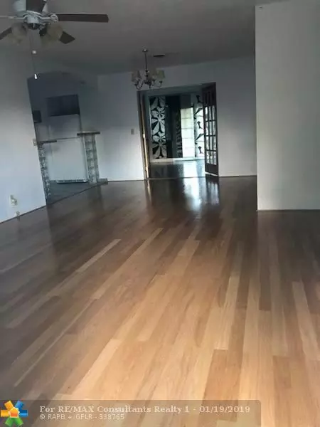 Hollywood, FL 33021,2119 N 41st Ave