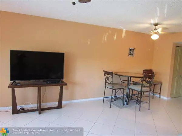 Deerfield Beach, FL 33442,14 Newport A  #14