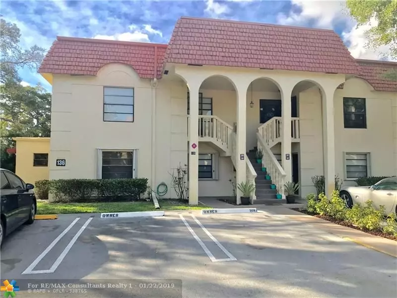 136 S Cypress Rd  #318, Pompano Beach, FL 33060