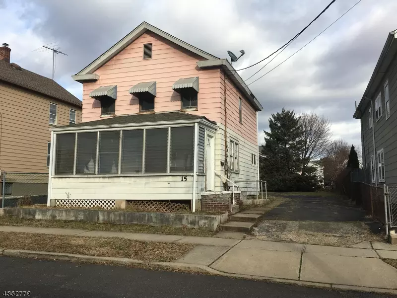 15 LOOMIS ST, Raritan Boro, NJ 08869