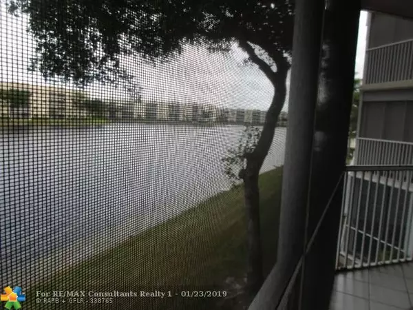 Tamarac, FL 33321,7632 Granville Dr  #205