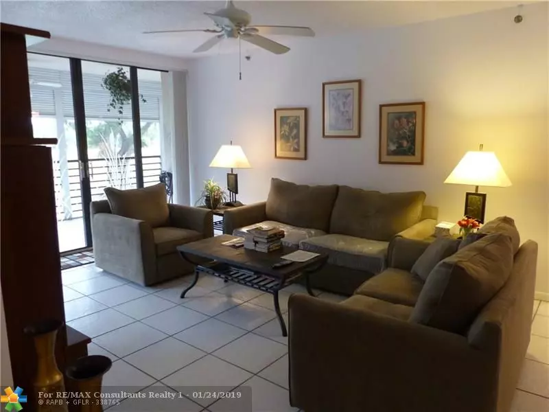 7200 Radice Ct  #207, Lauderhill, FL 33319