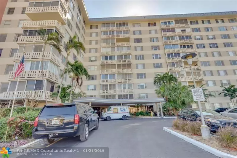 Hollywood, FL 33021,4350 Hillcrest Dr  #408