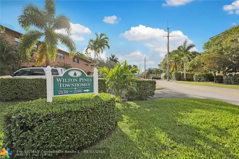 Wilton Manors, FL 33305,2128 NE 9th Ave  #2128