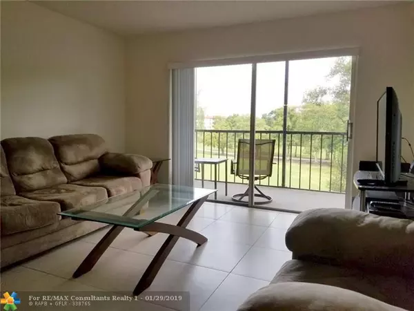 Lauderhill, FL 33319,5860 NW 44th St  #408